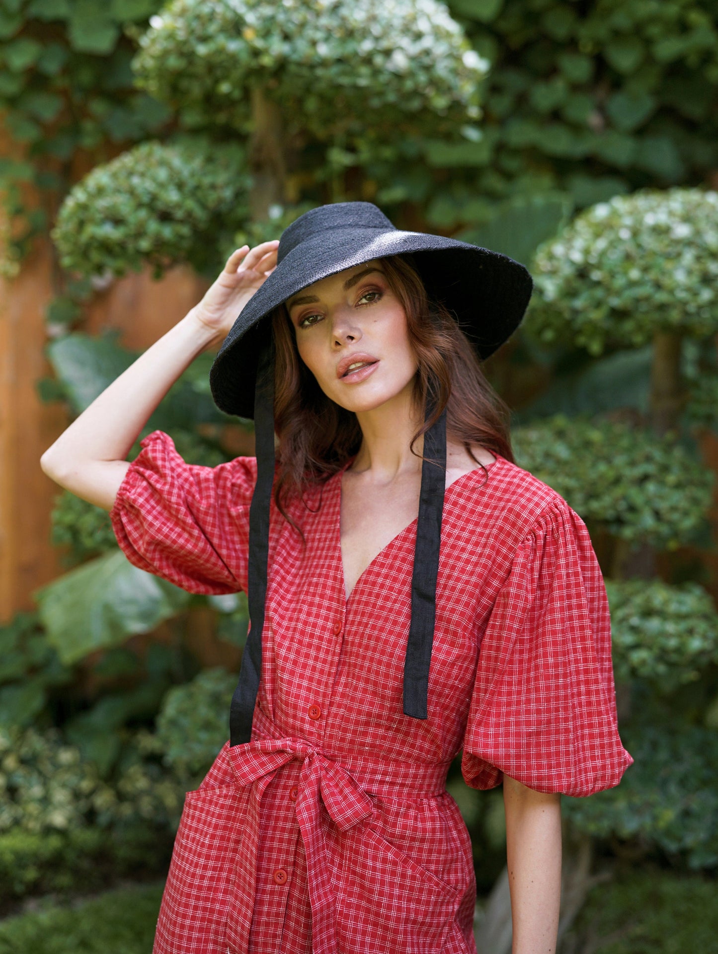 NYRA Black Wide Brim Jute Hat
