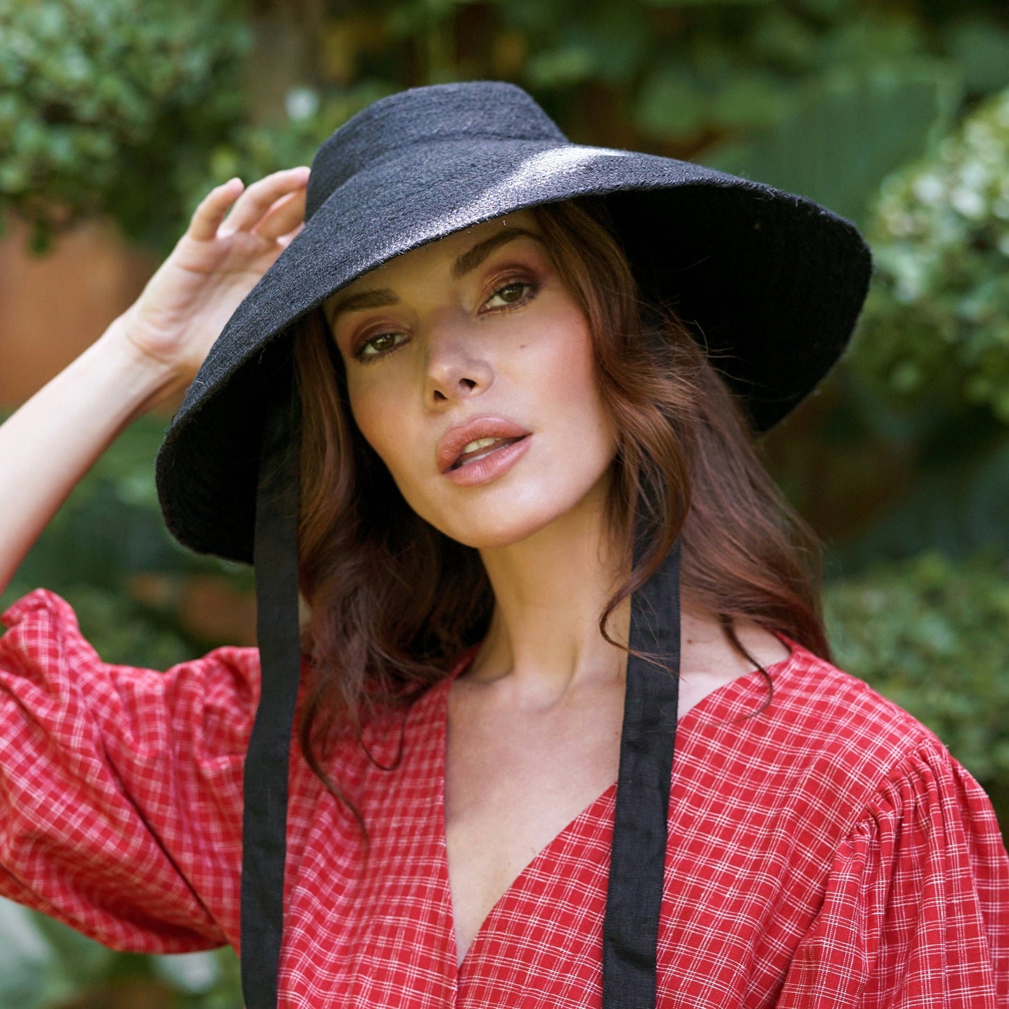 NYRA Black Wide Brim Jute Hat