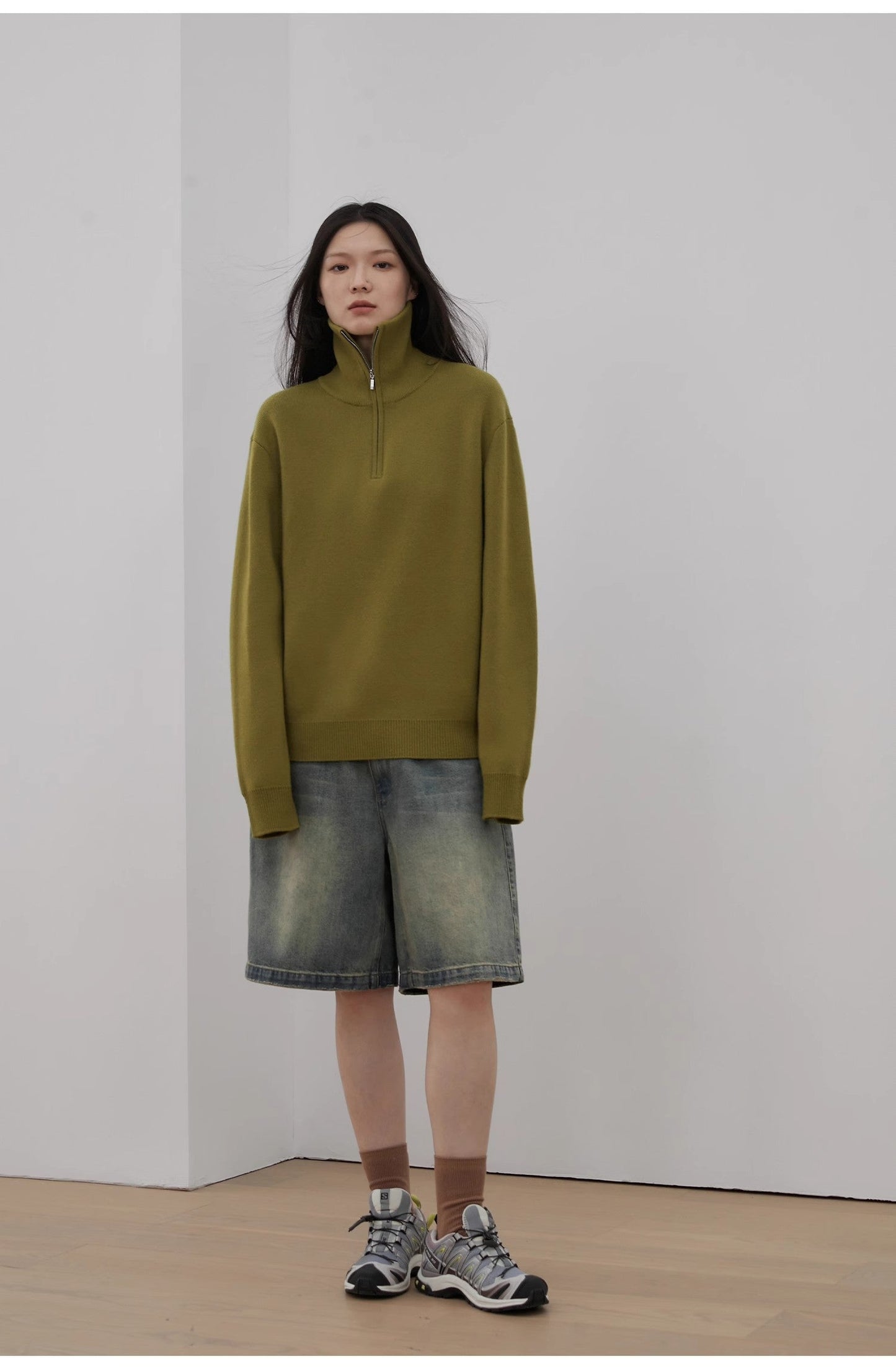 Éloane Merino Wool Zipper Turtleneck Sweater