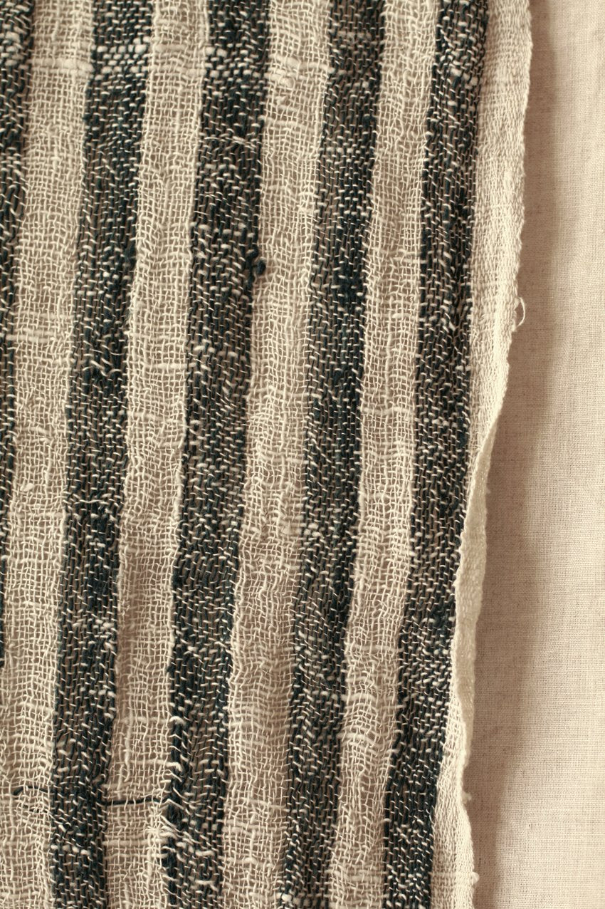 RAWA Handmade Raw Cotton Scarf in Onyx